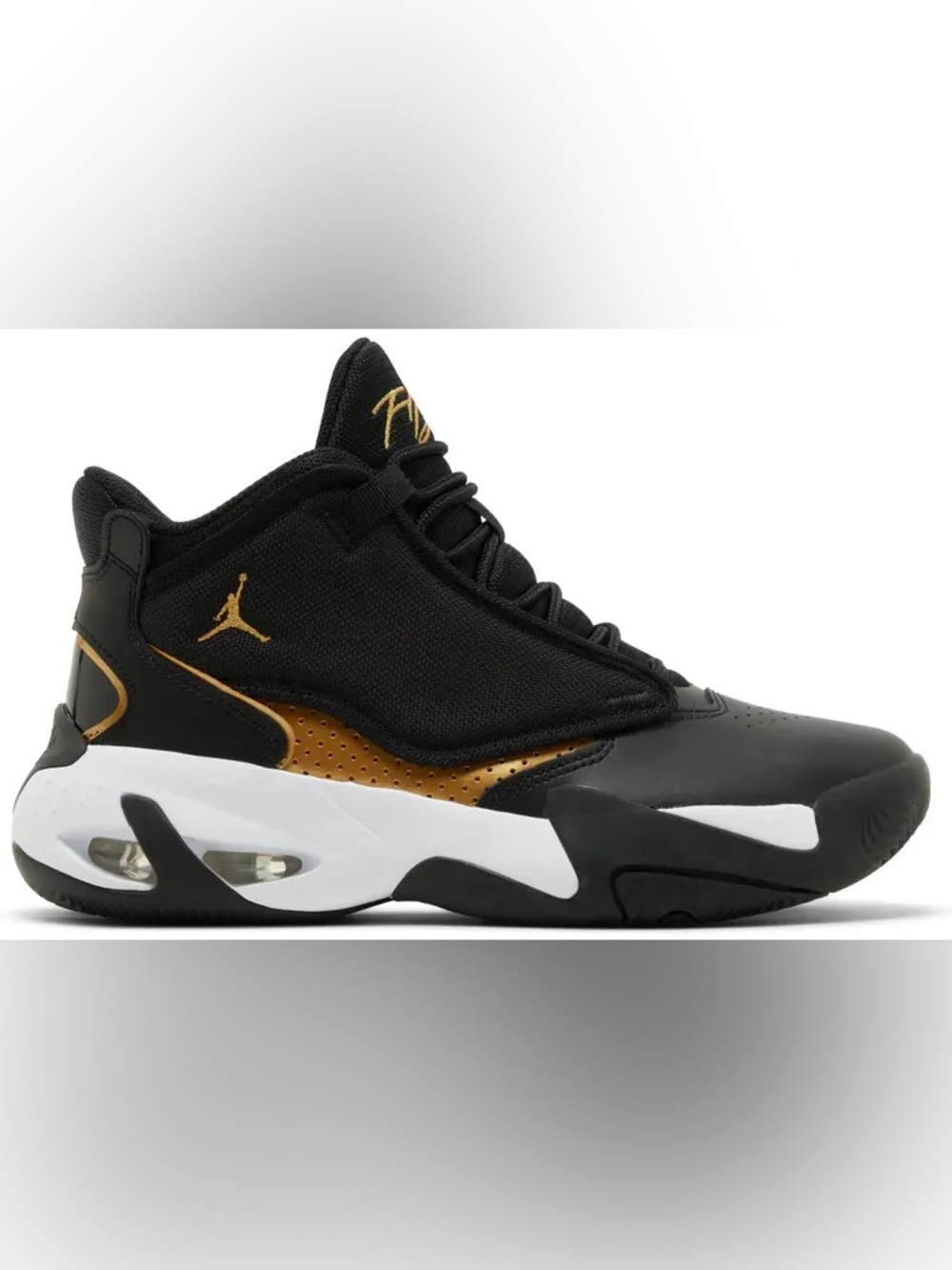 Nike Jordan Max Aura 4 basketball shoes black & metallic gold color way size 7Y